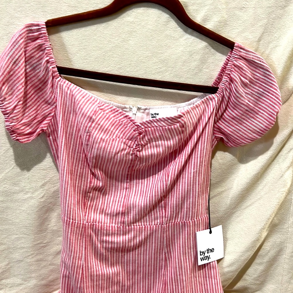 Casual dress size small.